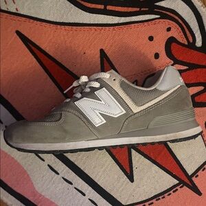 New Balance Men's Gray and White Sneakers